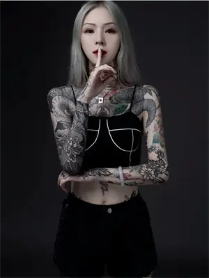 转生到魔法世界变成女生